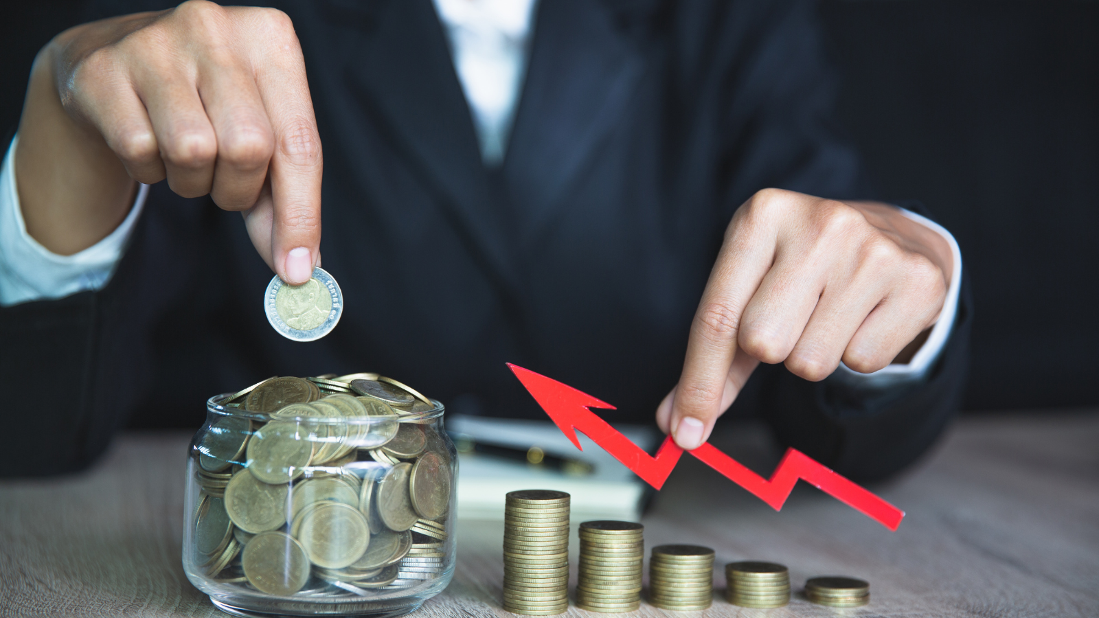 Rising portfolio growth chart with concentric rings – hero-slide-1.png